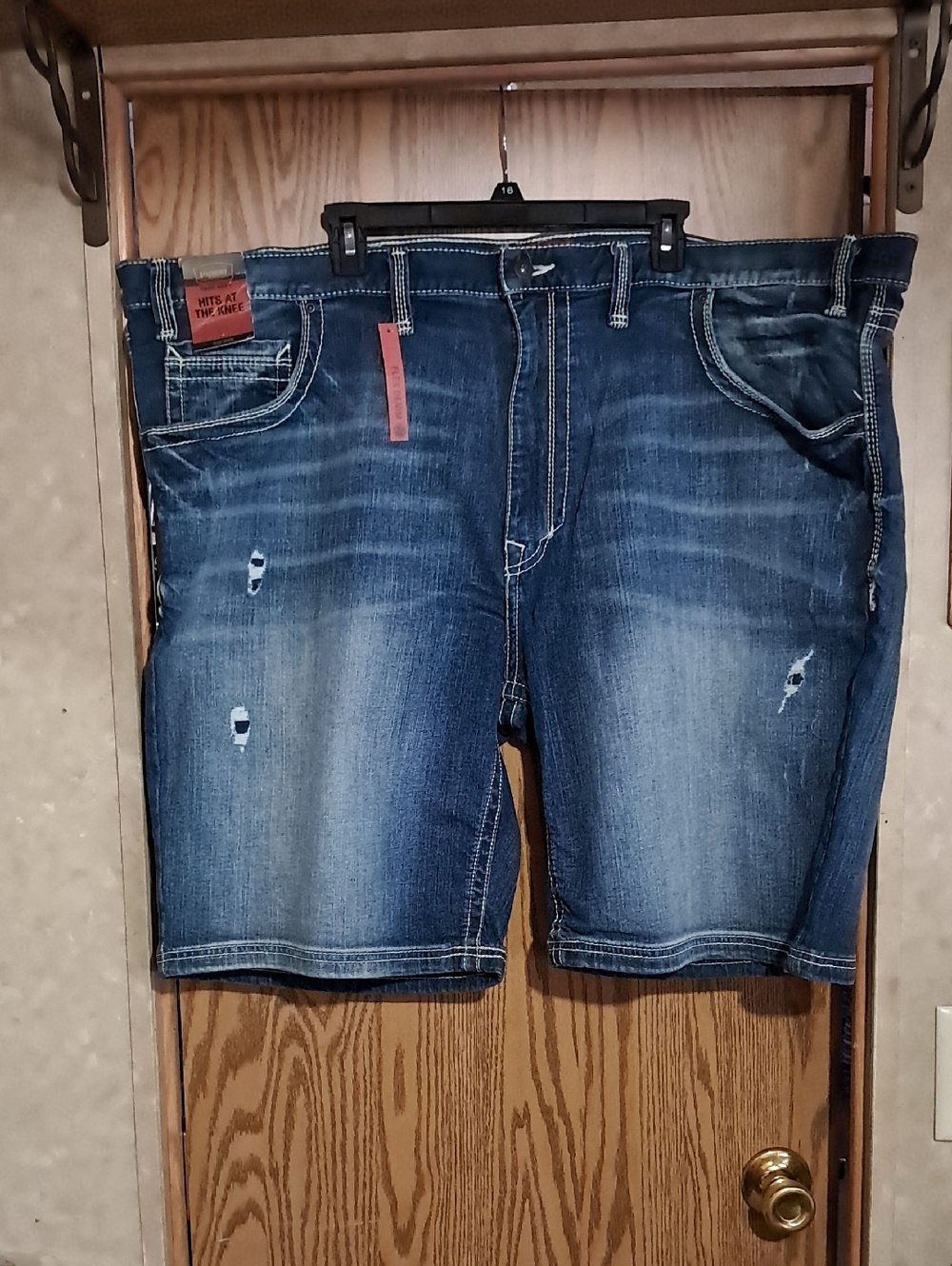 The Foundry Supply Co. Men's Distressed Dark Blue Denim Shorts Sz W54